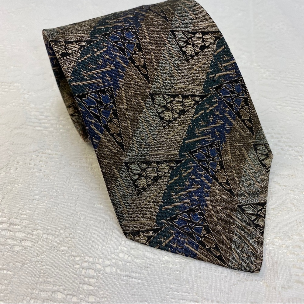 Pertini Men’s Silk Tie.